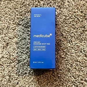 MEDICUBE Zero Pore One Day Exosome Shot 7500 1.01oz / 30ml
